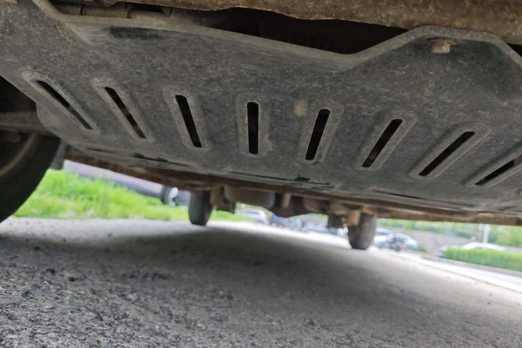 Used Wuling Rongguang V  Chassis Front
