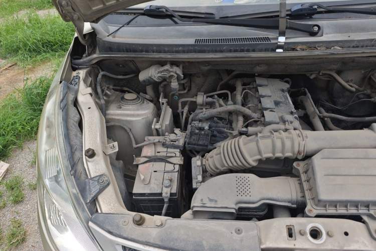 Used Wuling Rongguang V  Engine Bay Right