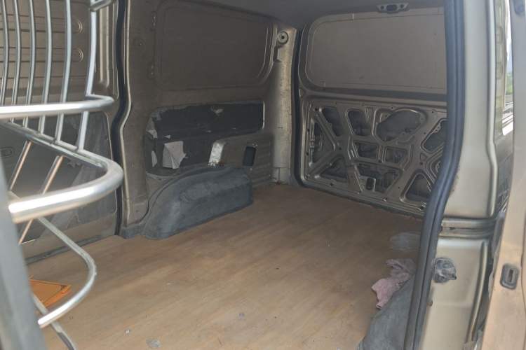 Used Wuling Rongguang V  Left Rear Seat