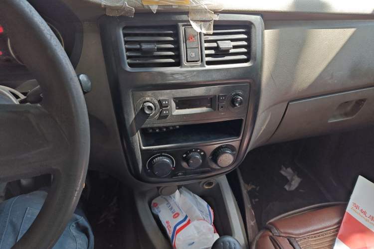 Used Wuling Rongguang V  Audio And AC Panel