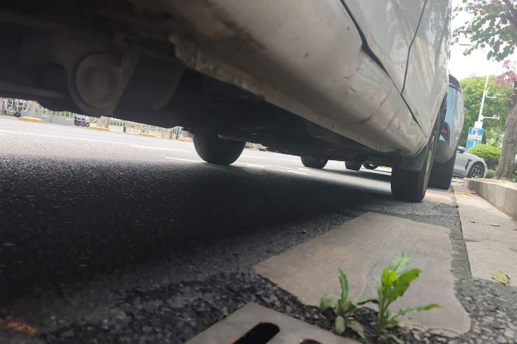 Used Wuling Rongguang V  Chassis Rear Right