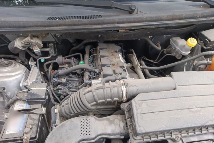 Used Wuling Rongguang V  Engine Bay