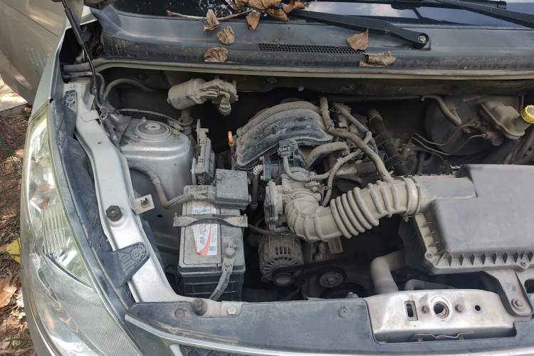 Used Wuling Rongguang V  Engine Bay Right