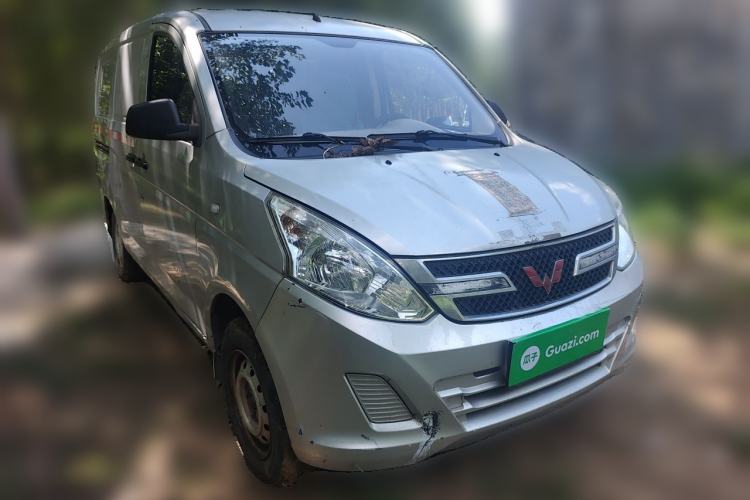 Used Wuling Rongguang V  Front Right 45 Deg