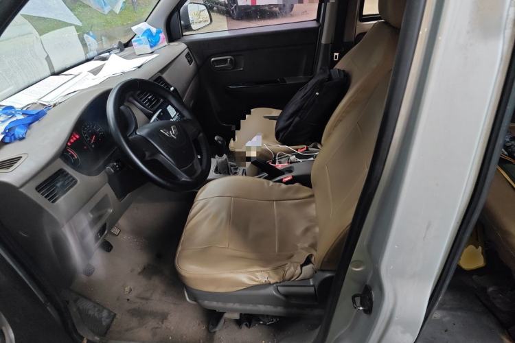 Used Wuling Rongguang V  Left Front Seat