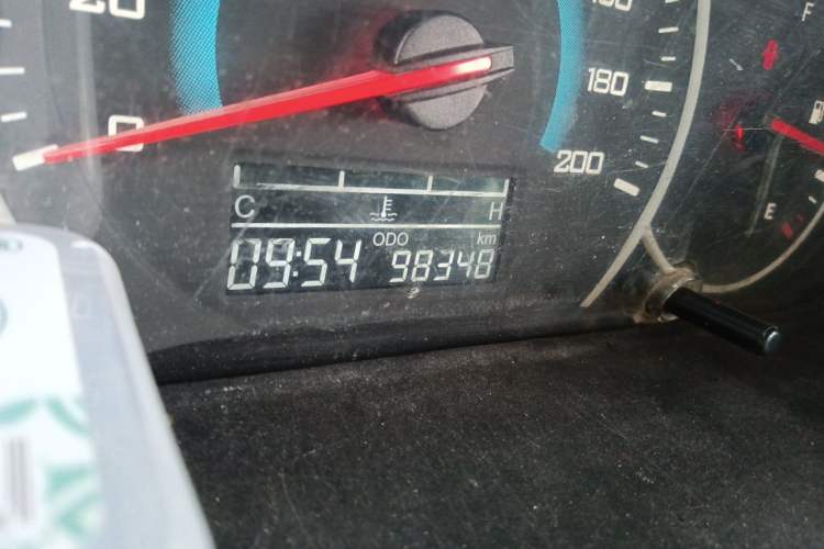 Used Wuling Rongguang V  Odometer Close Up