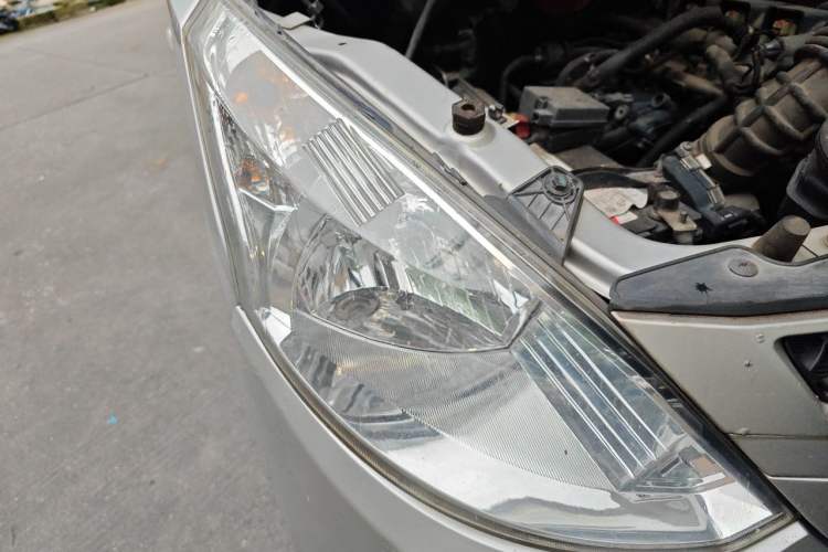 Used Wuling Rongguang V  Right Front Headlight