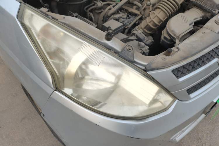 Used Wuling Rongguang V  Right Front Headlight