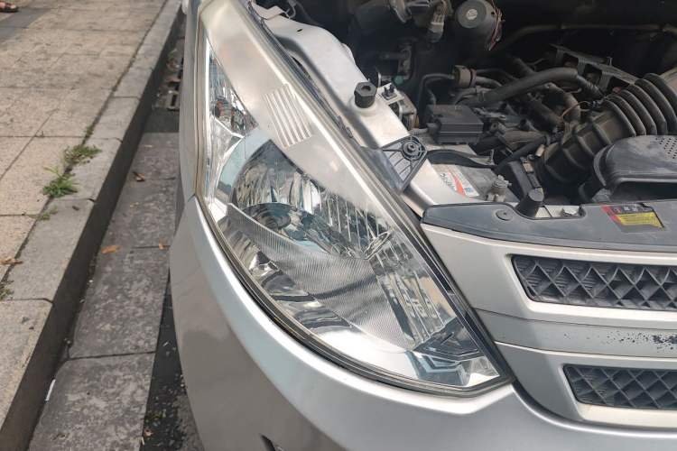 Used Wuling Rongguang V  Right Front Headlight