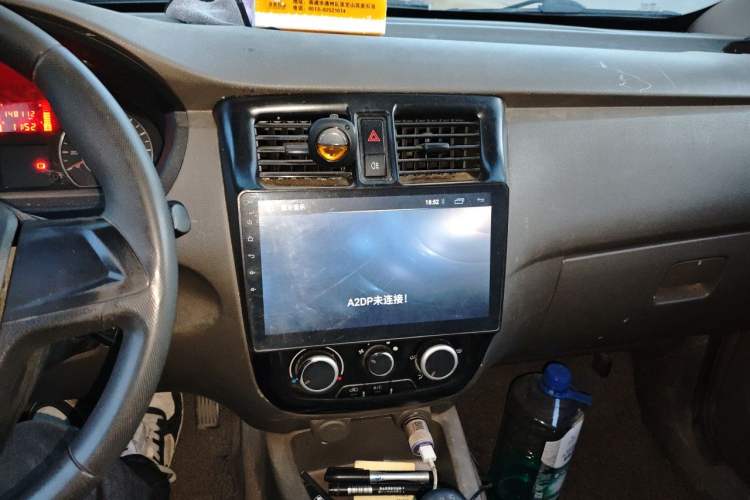 Used Wuling Rongguang V 2018 1.5L Standard Version Audio And AC Panel