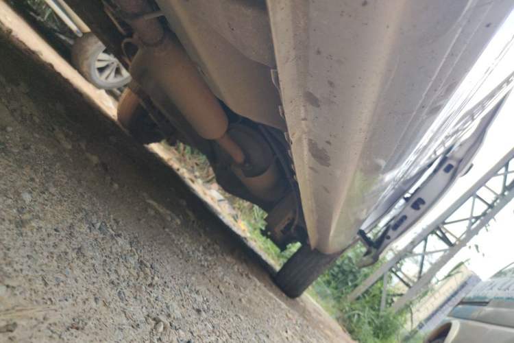 Used Wuling Rongguang V 2018 1.5L Practical Version Chassis Front Left