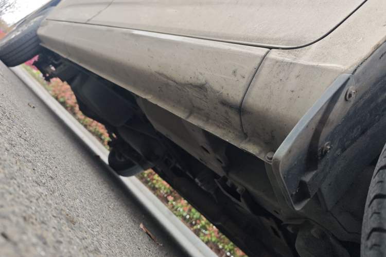 Used Wuling Rongguang V 2018 1.5L Practical Version Chassis Front Right