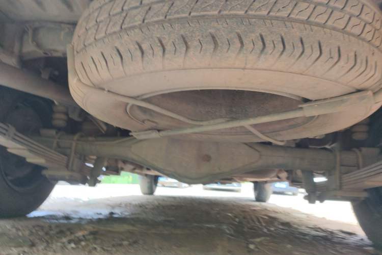 Used Wuling Rongguang V 2018 1.5L Practical Version Chassis Rear
