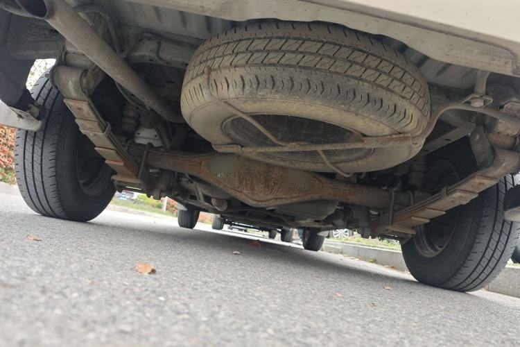 Used Wuling Rongguang V 2018 1.5L Practical Version Chassis Rear