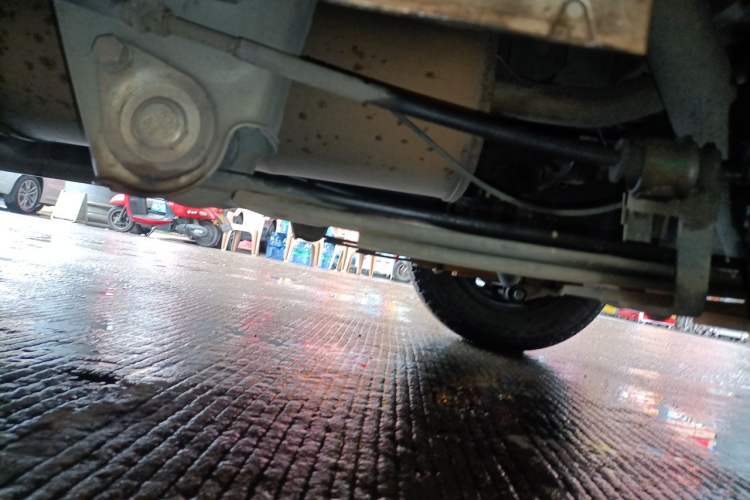 Used Wuling Rongguang V 2018 1.5L Practical Version Chassis Rear Left