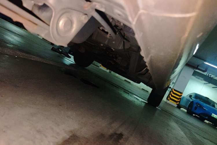 Used Wuling Rongguang V 2018 1.5L Standard Version Chassis Rear Right