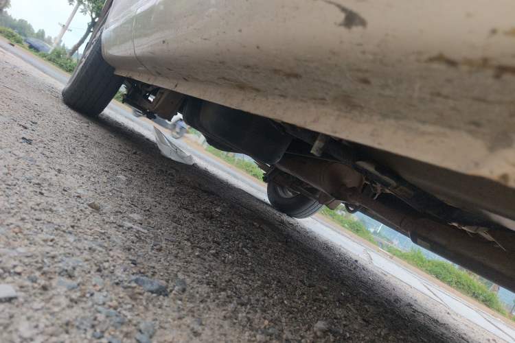 Used Wuling Rongguang V 2018 1.5L Standard Version Chassis Rear Right