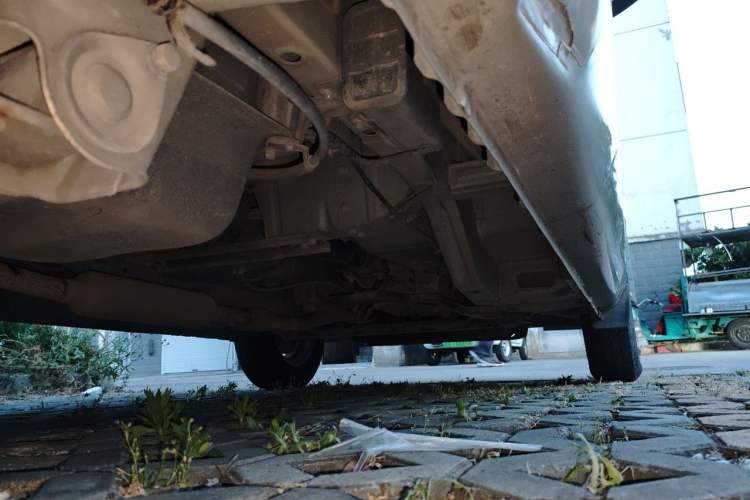 Used Wuling Rongguang V 2018 1.5L Standard Version Chassis Rear Right