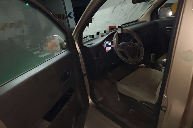 Used Wuling Rongguang V 2018 1.5L Practical Version Driver Seat