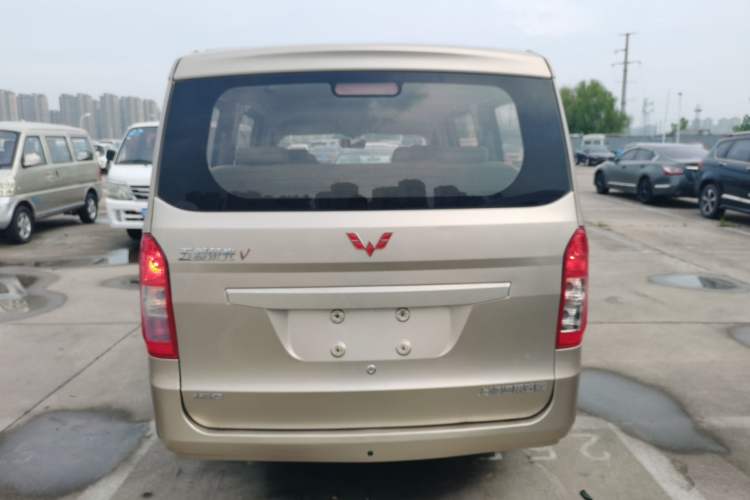 Used Wuling Rongguang V 2018 1.5L Standard Version Exterior 4