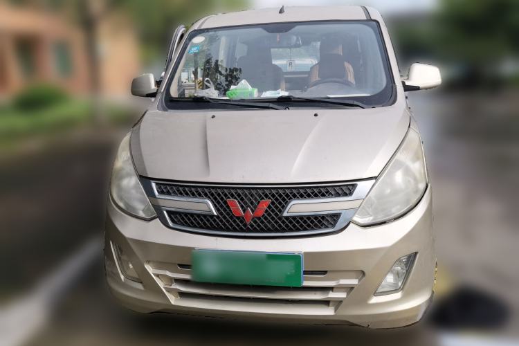 Used Wuling Rongguang V 2018 1.5L Practical Version Front