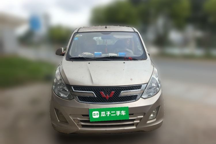 Used Wuling Rongguang V 2018 1.5L Standard Version Front