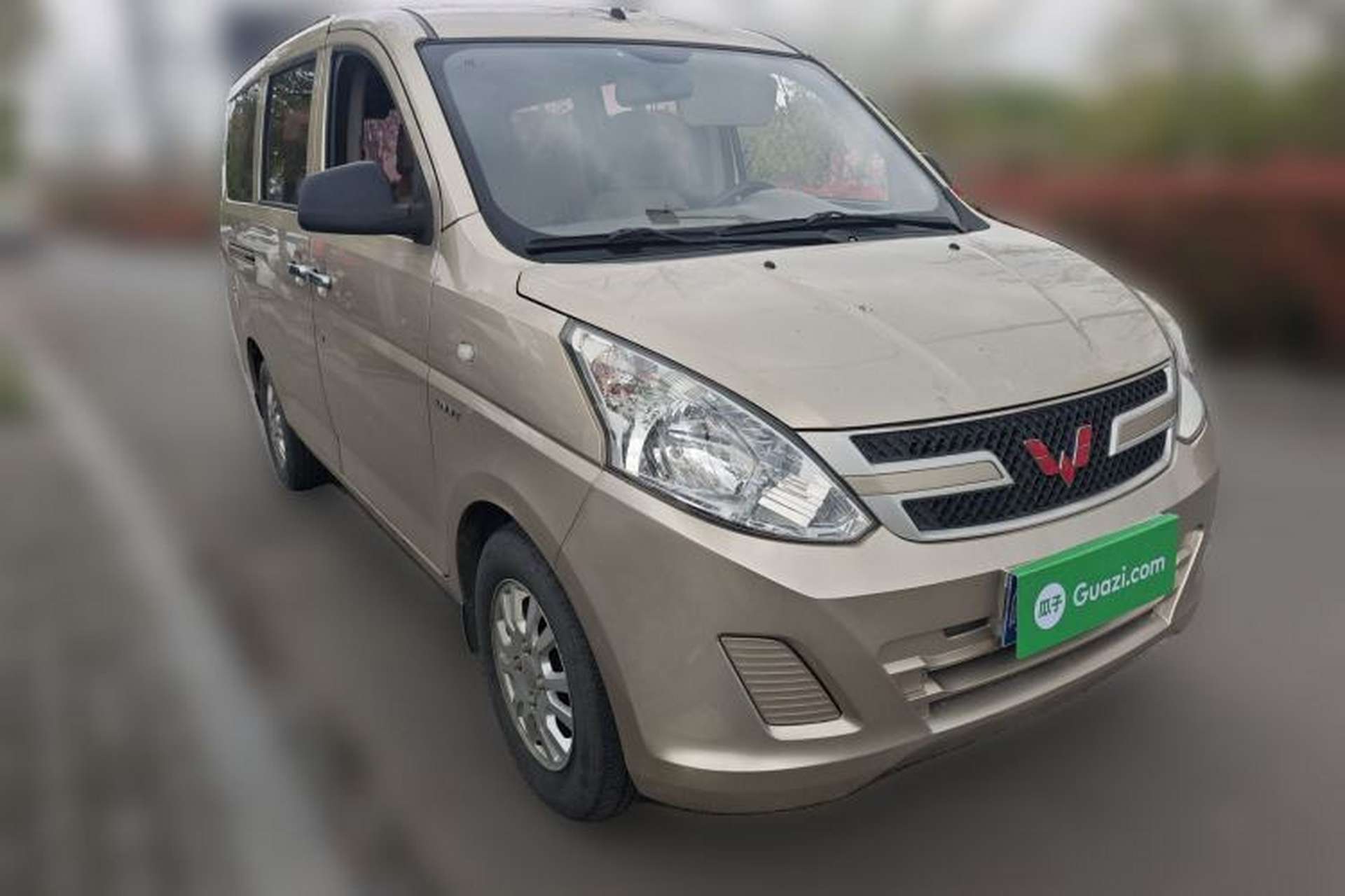 Used Wuling Rongguang V 2018 1.5L Practical Version Front Right 45 Deg
