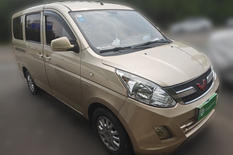 Used Wuling Rongguang V 2018 1.5L Standard Version Front Right 45 Deg