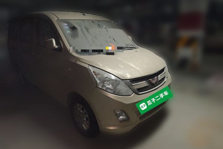 Used Wuling Rongguang V 2018 1.5L Practical Version Front Right 45 Deg