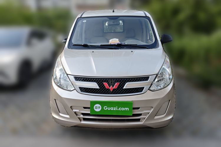 Used Wuling Rongguang V 2018 1.5L Standard Version Front