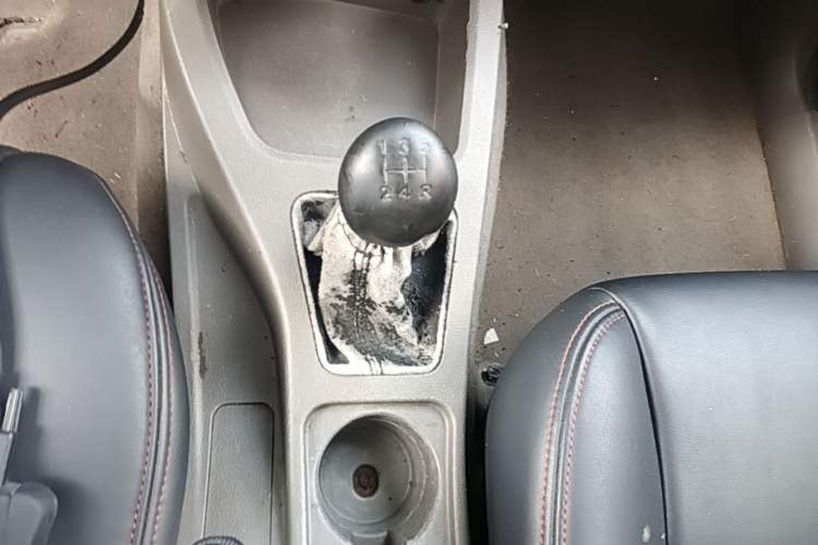 Used Wuling Rongguang V 2018 1.5L Practical Version Gear Lever