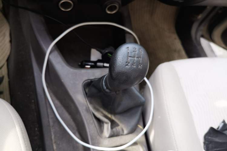 Used Wuling Rongguang V 2018 1.5L Practical Version Gear Lever