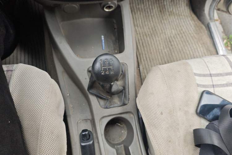 Used Wuling Rongguang V 2018 1.5L Practical Version Gear Lever