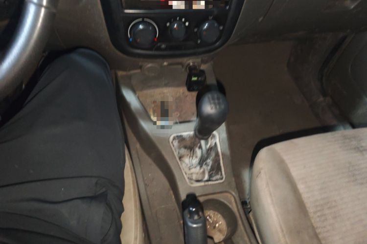 Used Wuling Rongguang V 2018 1.5L Practical Version Gear Lever