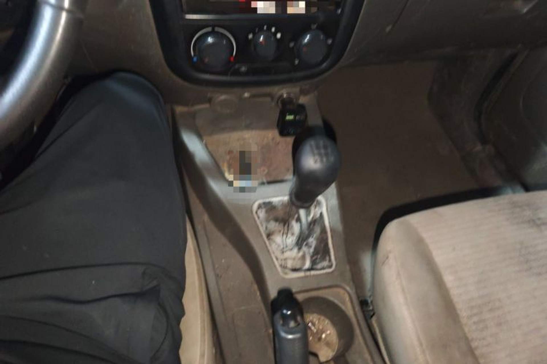 Used Wuling Rongguang V 2018 1.5L Practical Version Gear Lever
