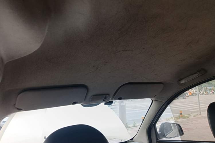 Used Wuling Rongguang V 2018 1.5L Practical Version Headliner