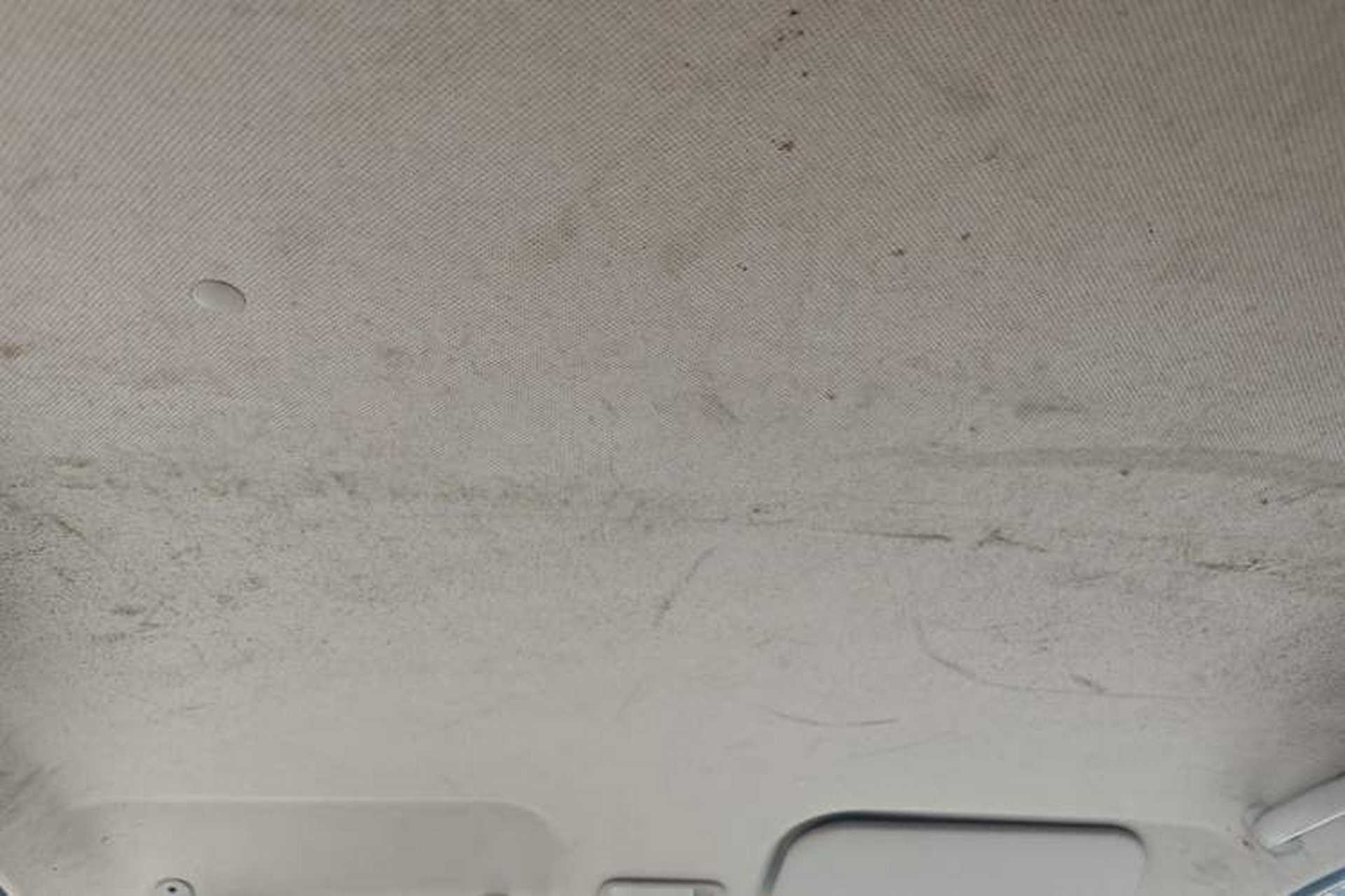 Used Wuling Rongguang V 2018 1.5L Practical Version Headliner