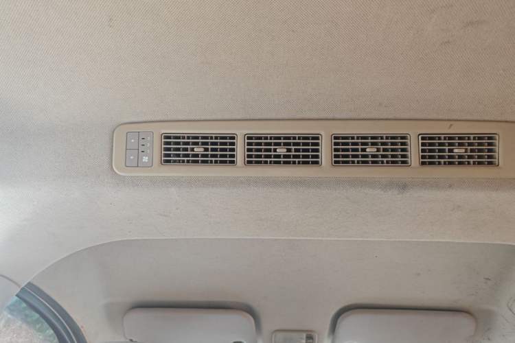 Used Wuling Rongguang V 2018 1.5L Standard Version Headliner