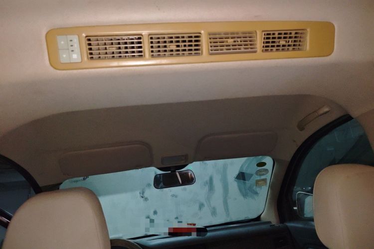 Used Wuling Rongguang V 2018 1.5L Practical Version Headliner