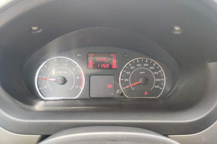 Used Wuling Rongguang V 2018 1.5L Practical Version Instrument Cluster