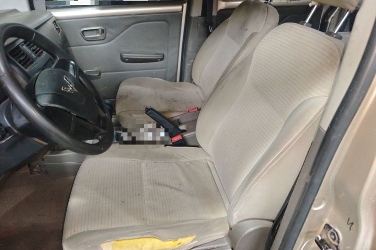 Used Wuling Rongguang V 2018 1.5L Practical Version Left Front Seat