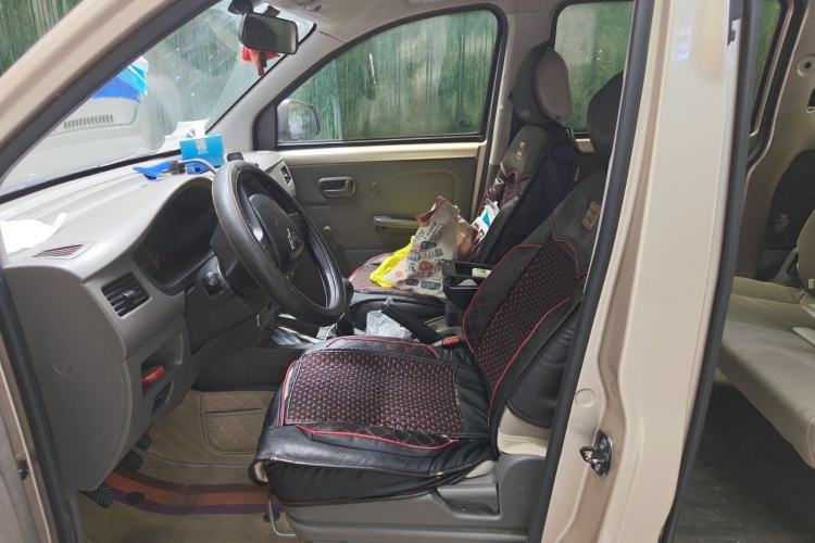 Used Wuling Rongguang V 2018 1.2L Practical Model Left Front Seat