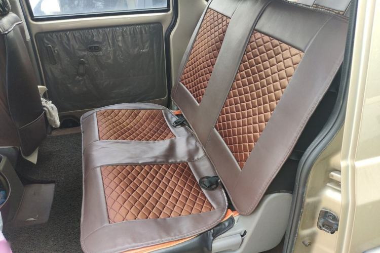 Used Wuling Rongguang V 2018 1.5L Practical Version Left Rear Seat