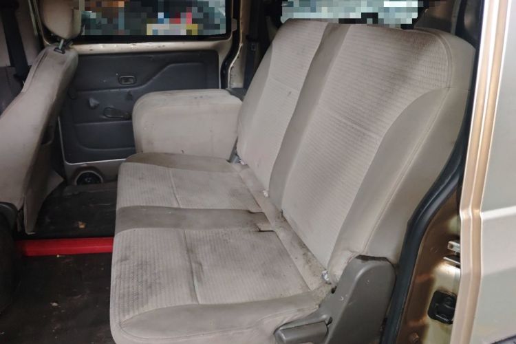 Used Wuling Rongguang V 2018 1.5L Practical Version Left Rear Seat