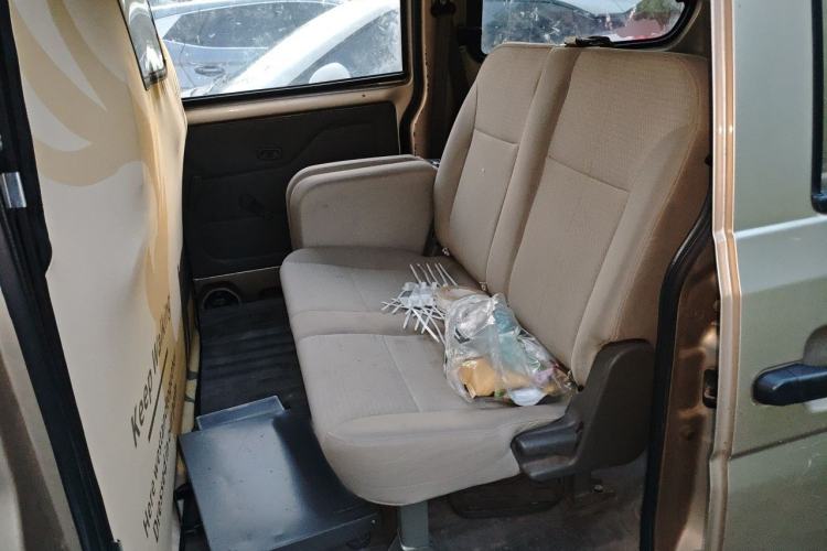 Used Wuling Rongguang V 2018 1.5L Standard Version Left Rear Seat