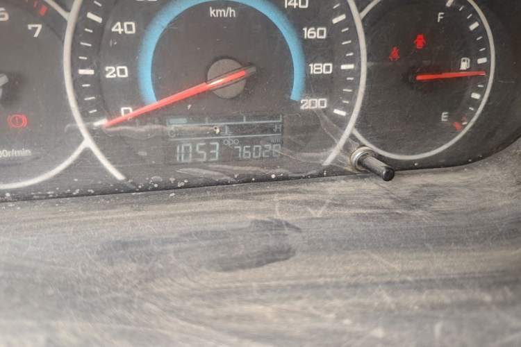 Used Wuling Rongguang V 2018 1.5L Standard Version Odometer Close Up