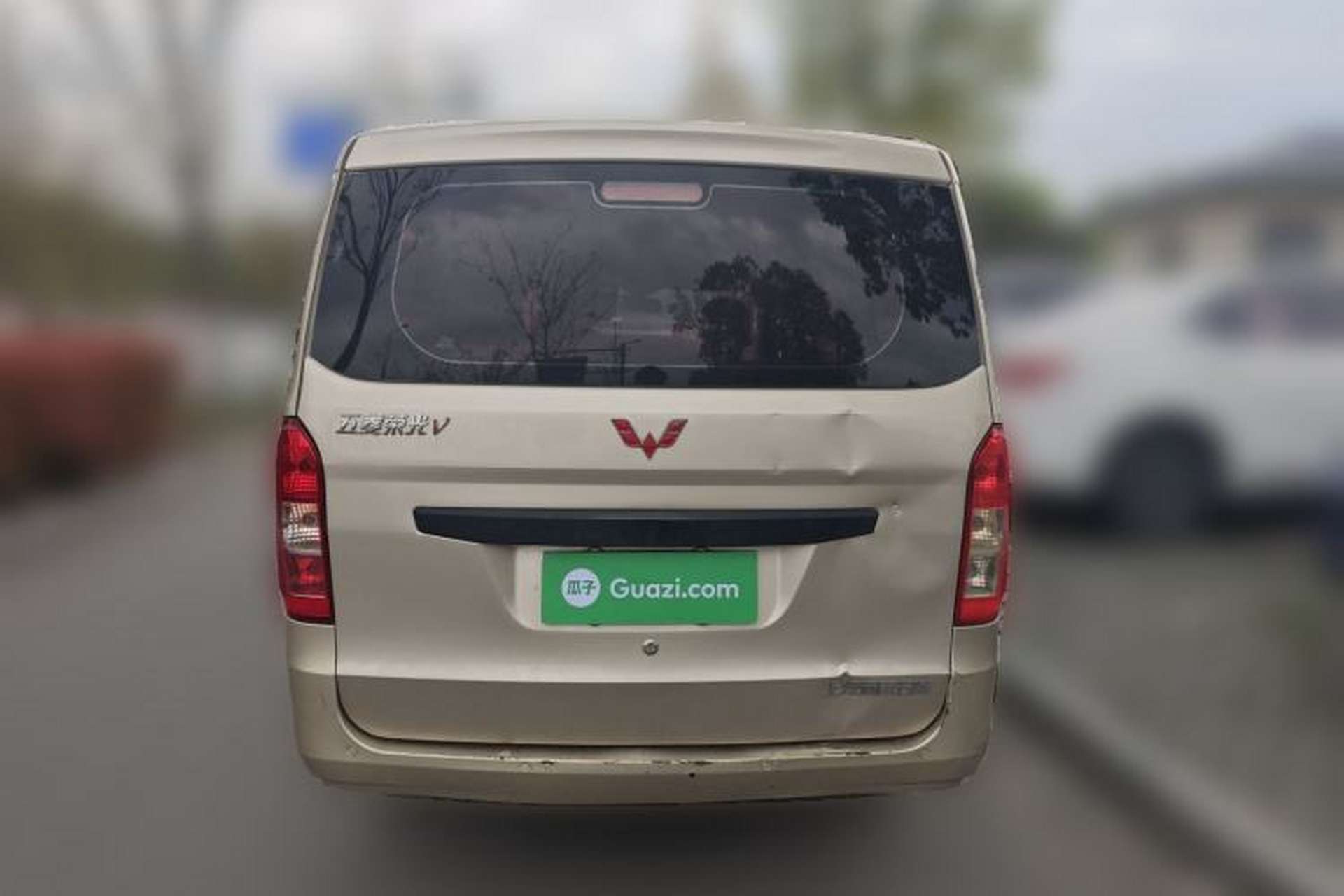 Used Wuling Rongguang V 2018 1.5L Practical Version Rear