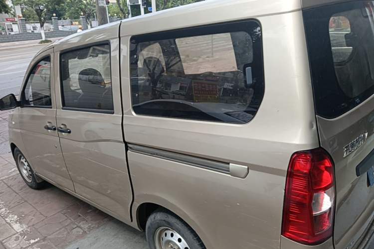 Used Wuling Rongguang V 2018 1.5L Practical Version Rear Left 45 Deg