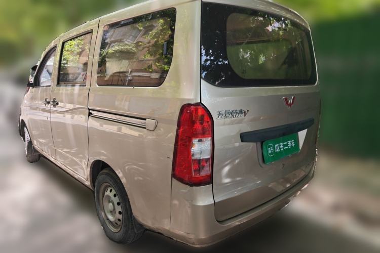 Used Wuling Rongguang V 2018 1.2L Practical Model Rear Left 45 Deg