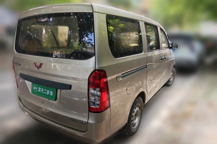 Used Wuling Rongguang V 2018 1.2L Practical Model Rear Right 45 Deg